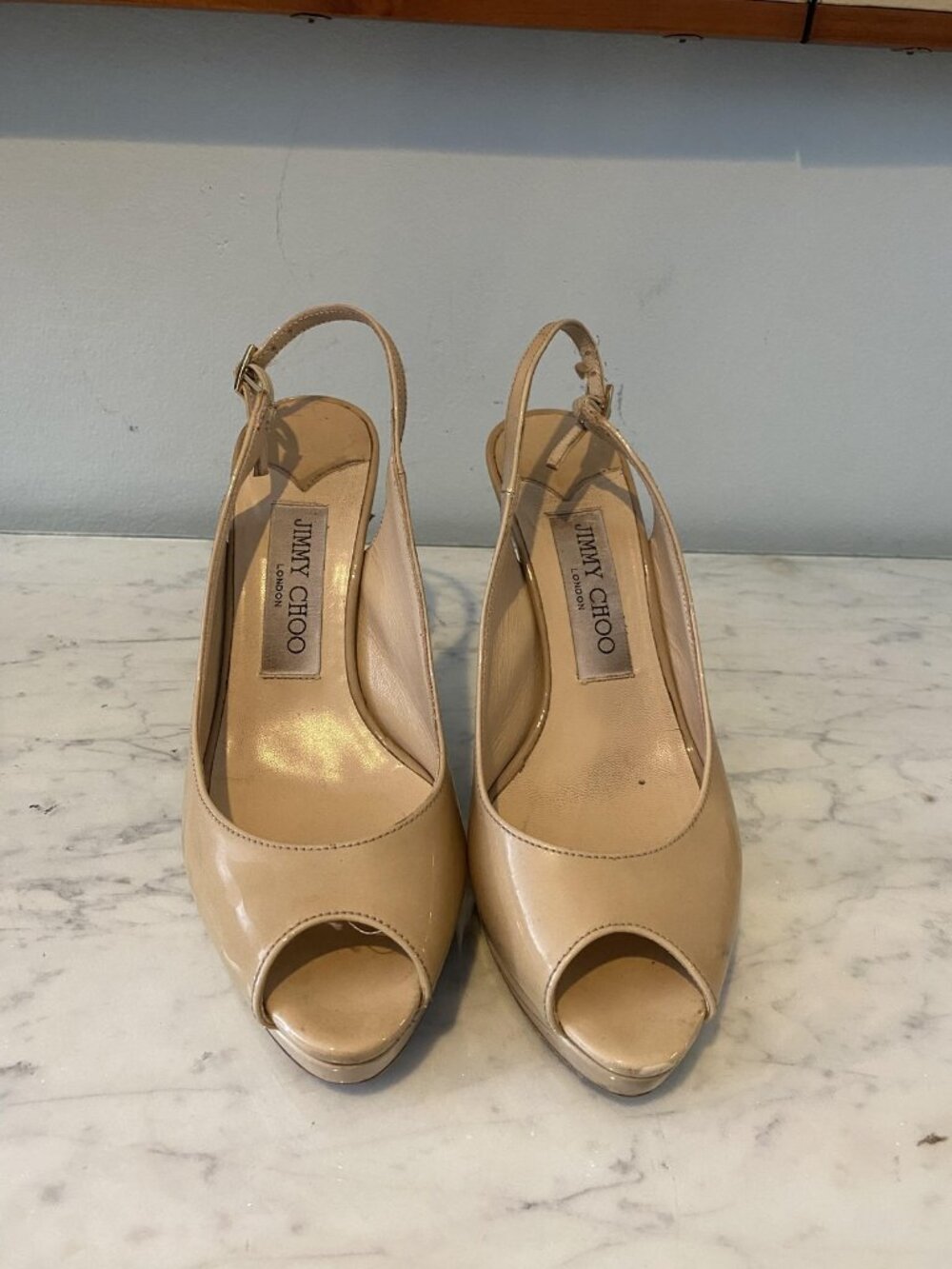 Jimmy Choo Shoes Womens Size 5 Beige Patent Slingback Peep Toe Pumps Italy - Picture 2 of 5